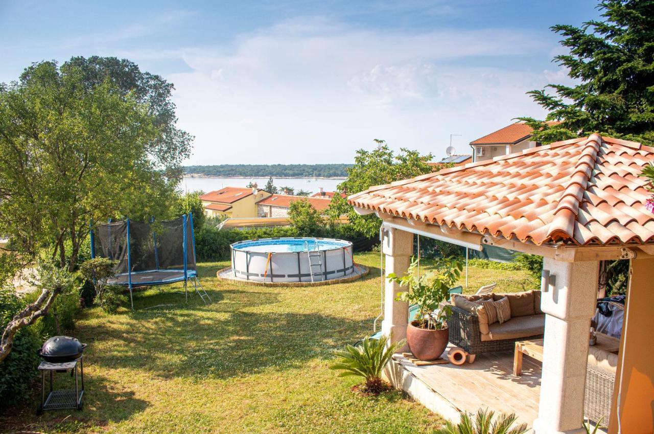 Appartement Stone House Chiara Seaview à Funtana Extérieur photo