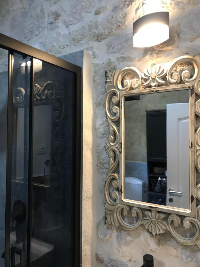 Appartement Stone House Chiara Seaview à Funtana Extérieur photo
