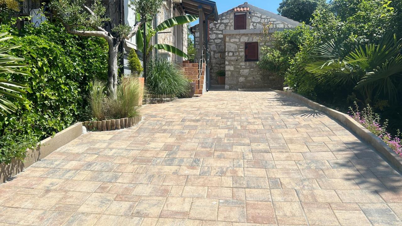 Appartement Stone House Chiara Seaview à Funtana Extérieur photo