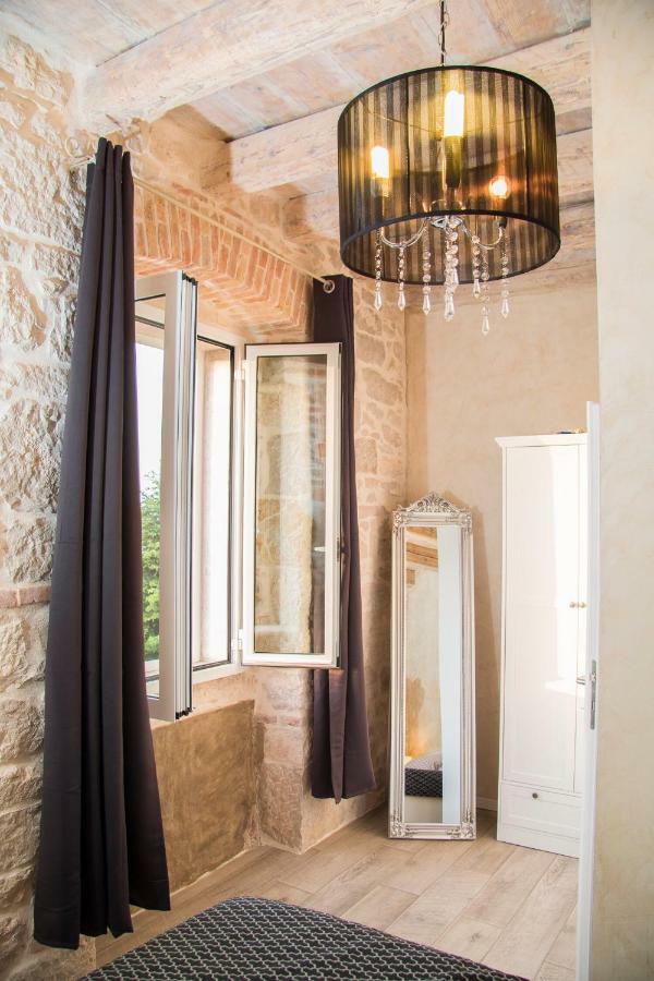 Appartement Stone House Chiara Seaview à Funtana Extérieur photo